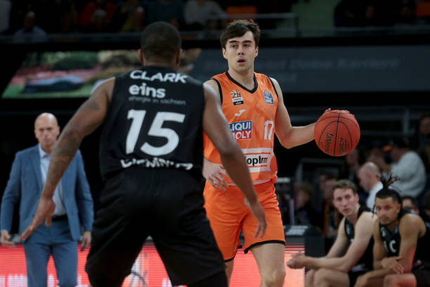 团队的配合 团队的配合